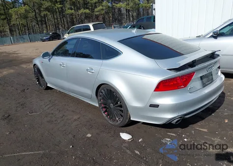 2015 Audi A7 3.0T Premium Plus z USA, uszkodzony, nr VIN WAU2GAFC3FN047513